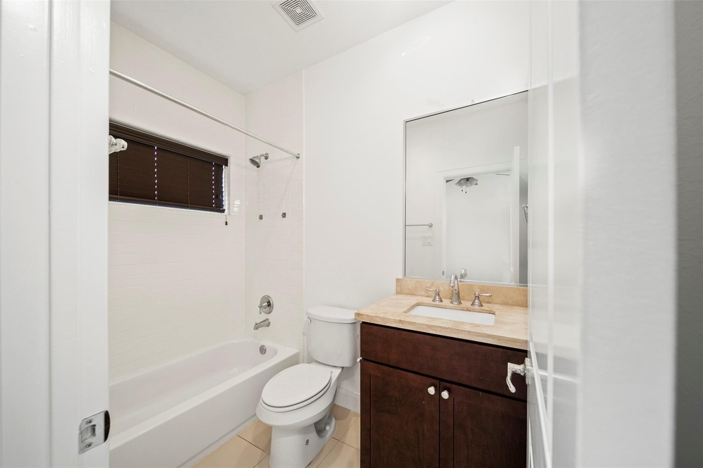 22 Hermann Park Court - Photo 10