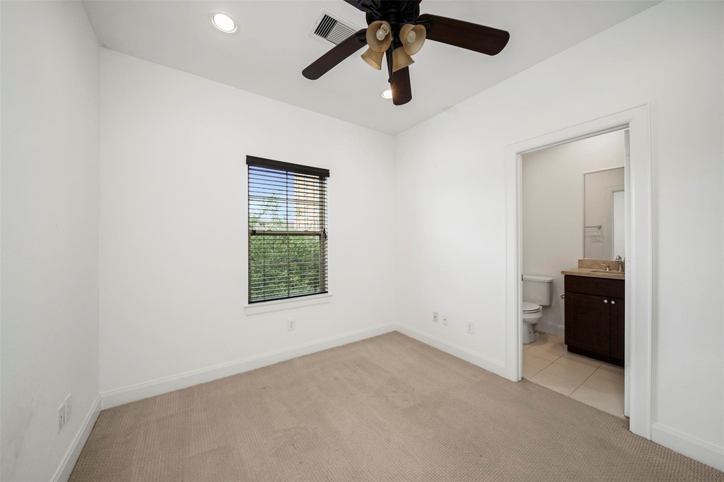 22 Hermann Park Court - Photo 24