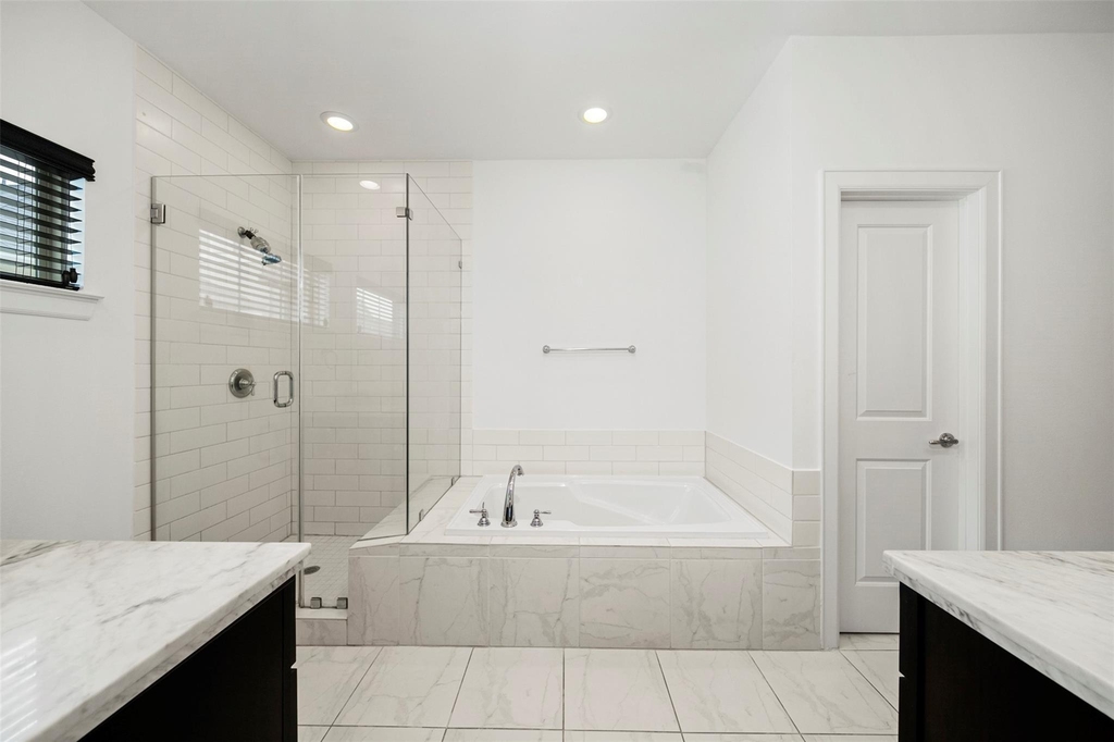 22 Hermann Park Court - Photo 13
