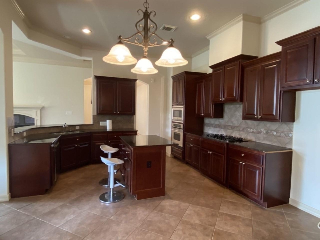 8311 Cabrillo Landing Court - Photo 8