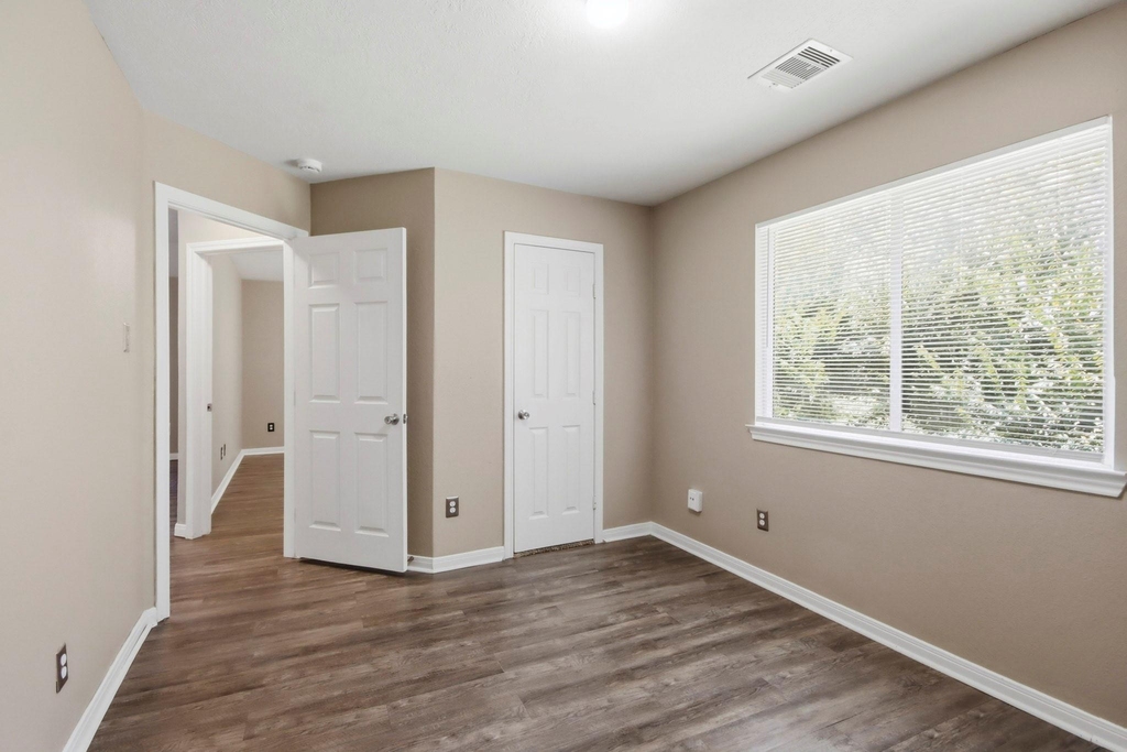3031 Cypress Island Drive - Photo 7