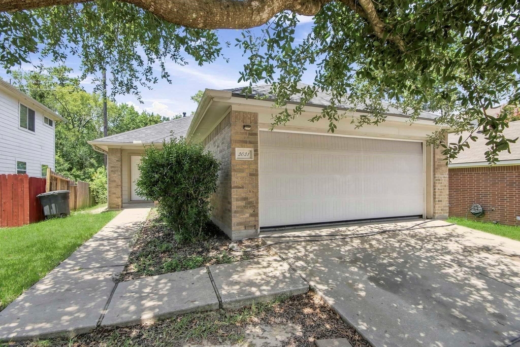 3031 Cypress Island Drive - Photo 0