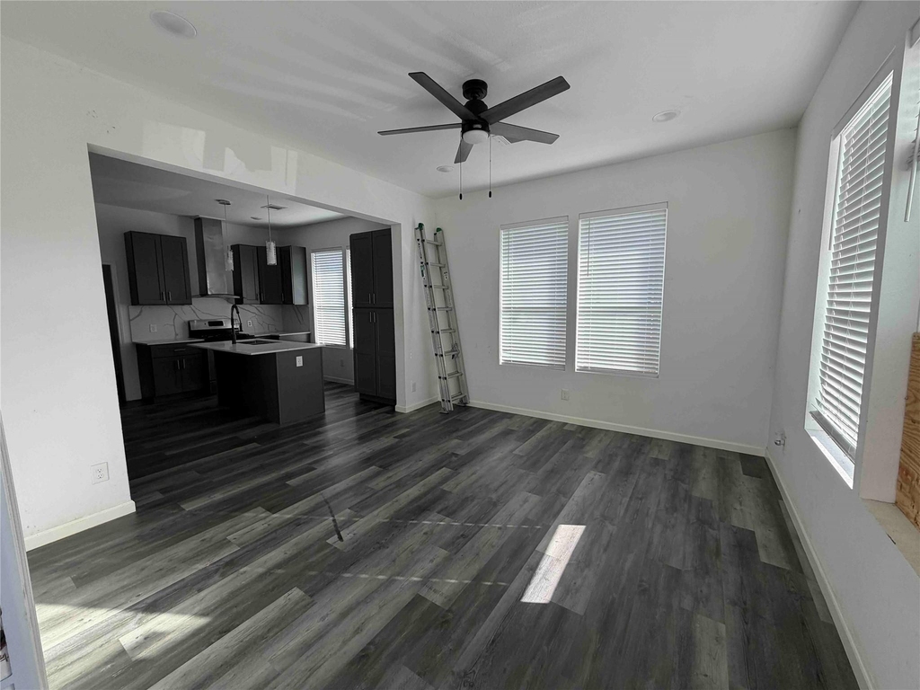 2404 Burkett Street - Photo 5