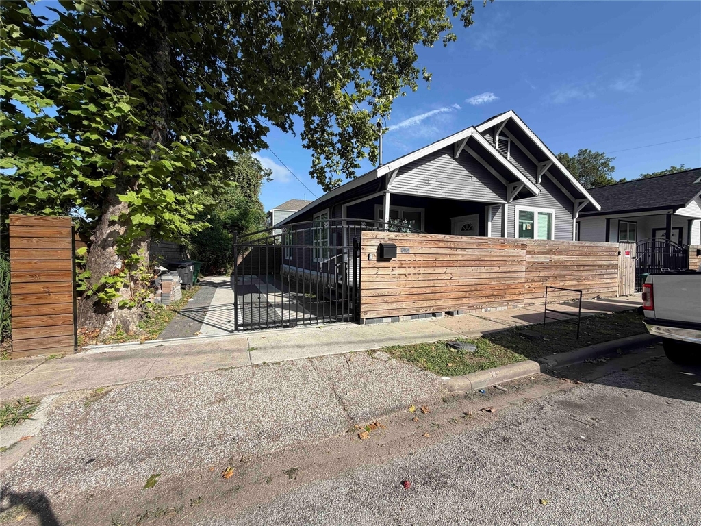2404 Burkett Street - Photo 1
