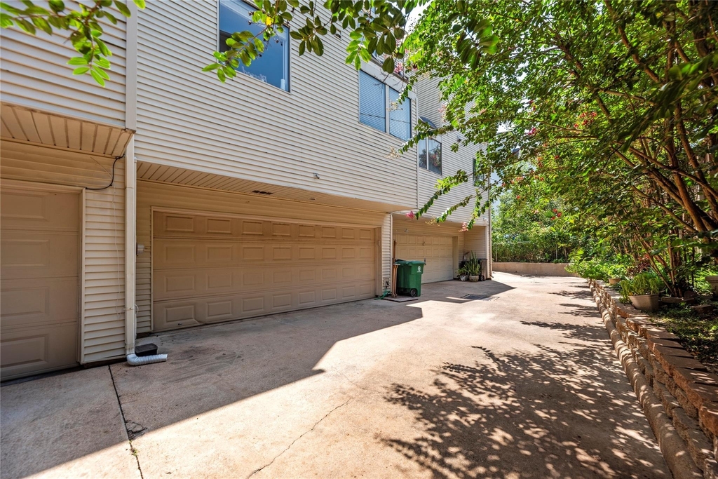 6311 Westcott Street - Photo 23
