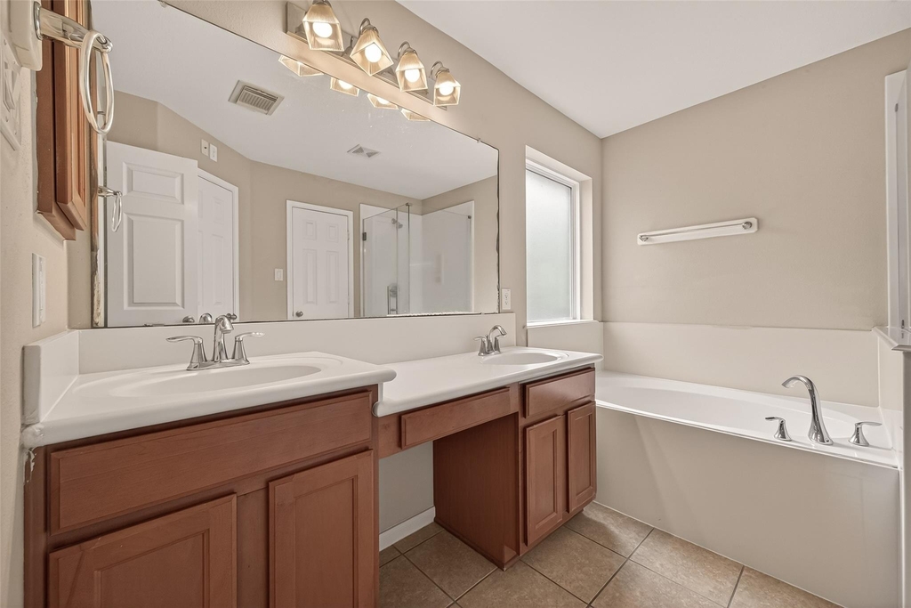 25918 Silver Timbers Lane - Photo 19