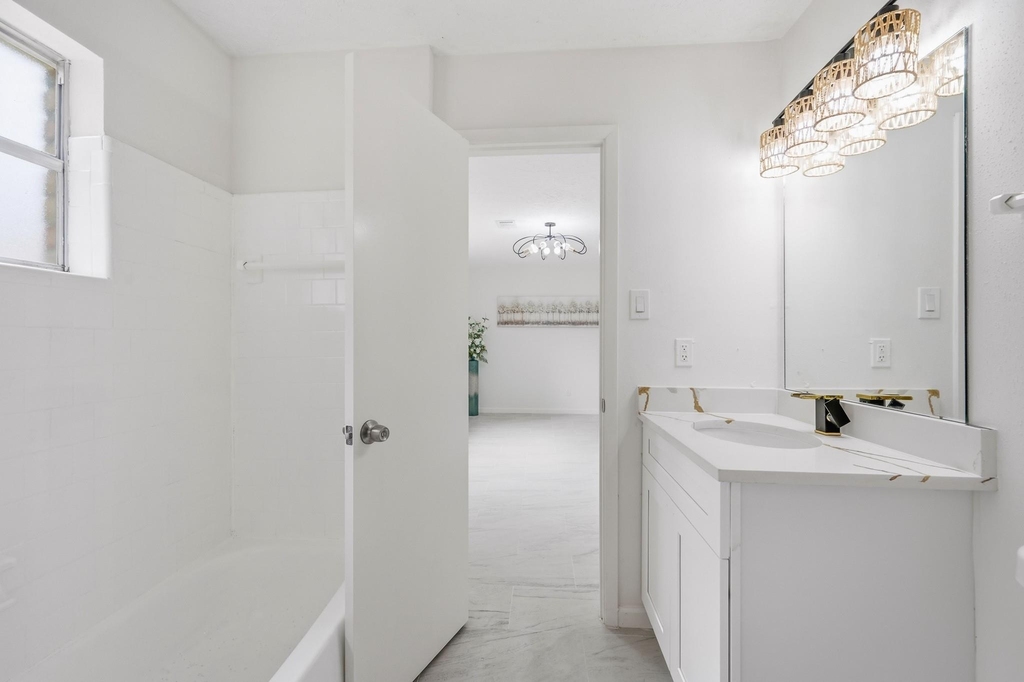 7310 Londres Drive - Photo 23
