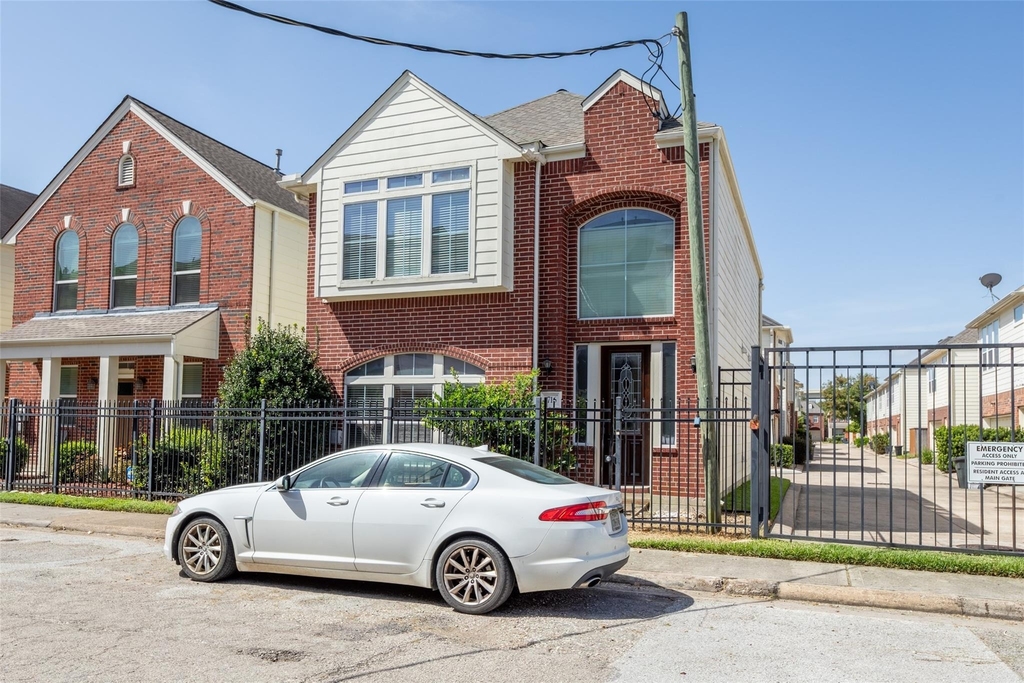 1716 Aden Drive - Photo 1