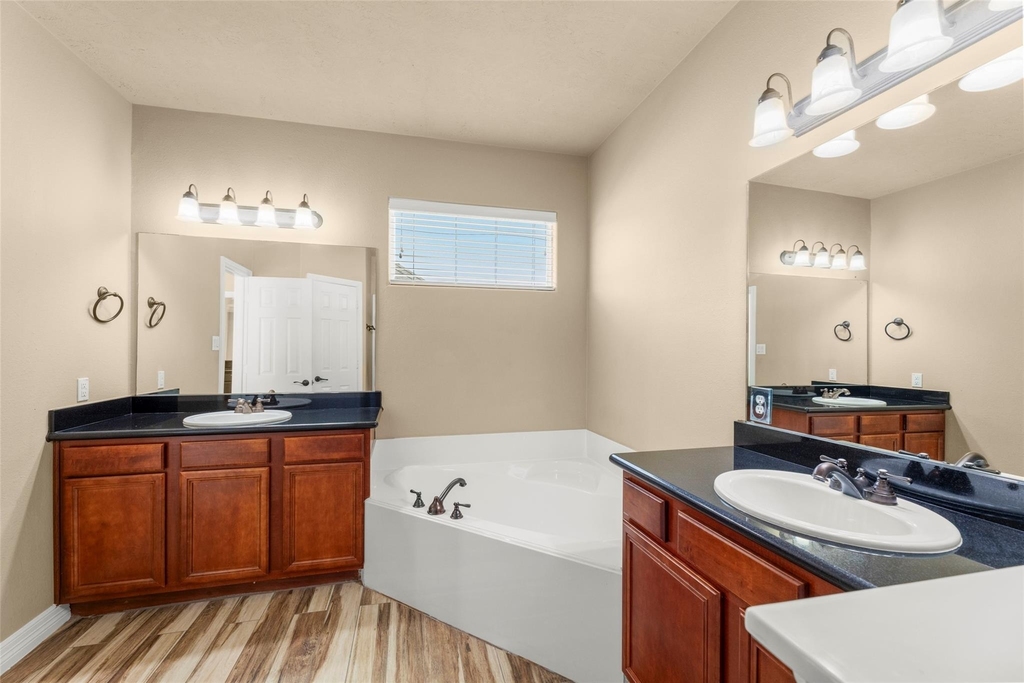 1716 Aden Drive - Photo 11