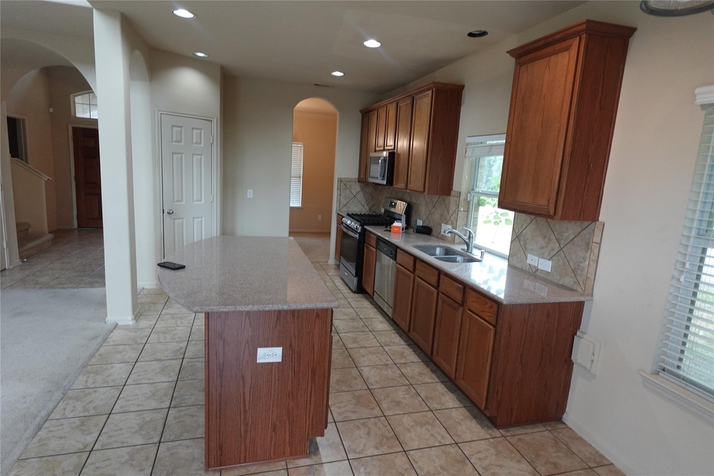 3230 Raintree Village Drive - Photo 3