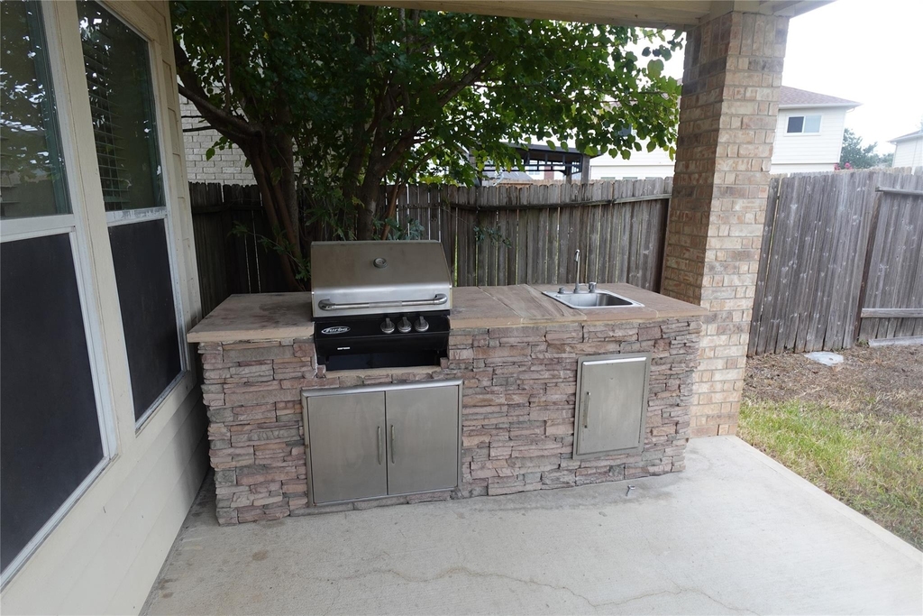 3230 Raintree Village Drive - Photo 6