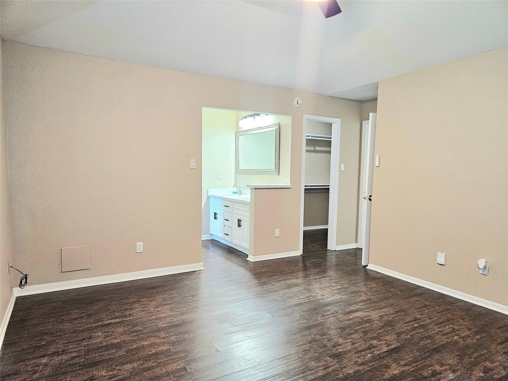 4231 Southchase Lane - Photo 15
