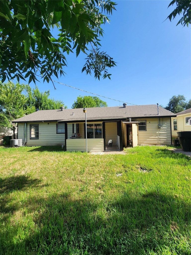 9711 Aguila Street - Photo 17