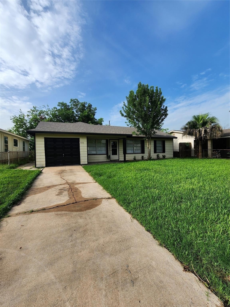 9711 Aguila Street - Photo 0