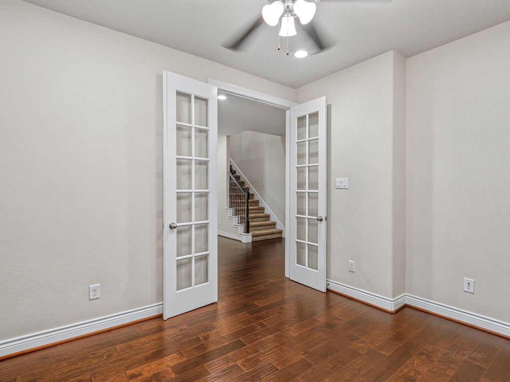 24227 Peralta Glen Lane - Photo 4