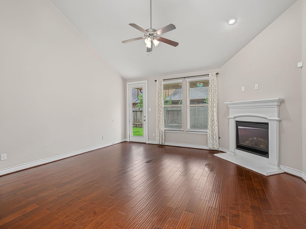 24227 Peralta Glen Lane - Photo 16