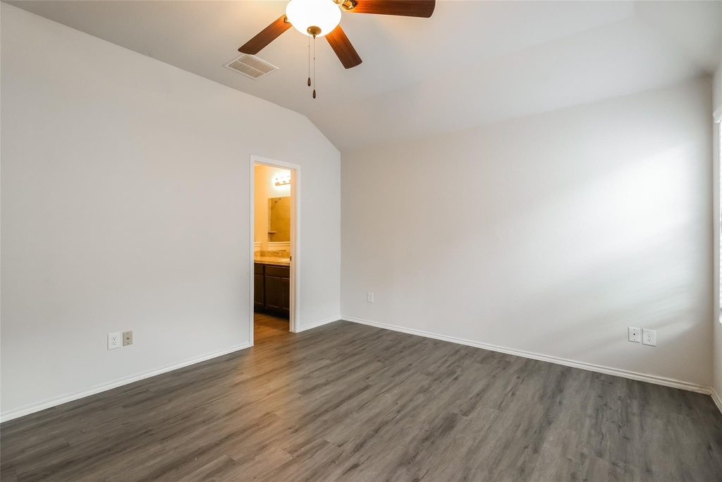 436 Upper Creek Drive - Photo 5