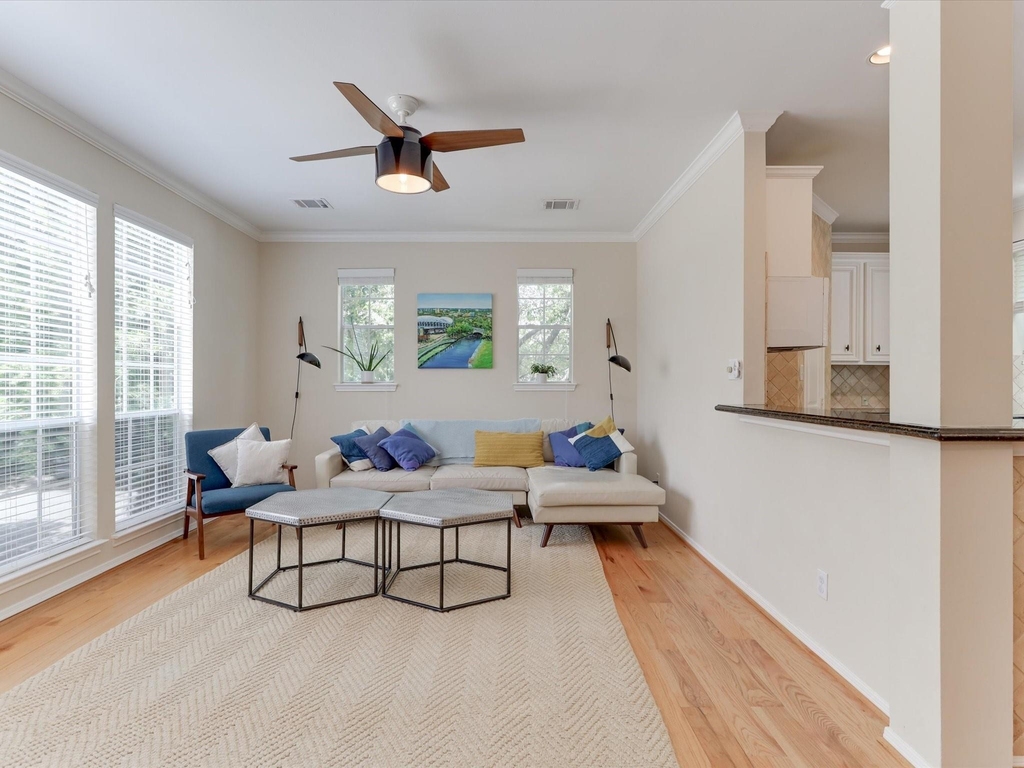 1706 Tuam Street - Photo 5