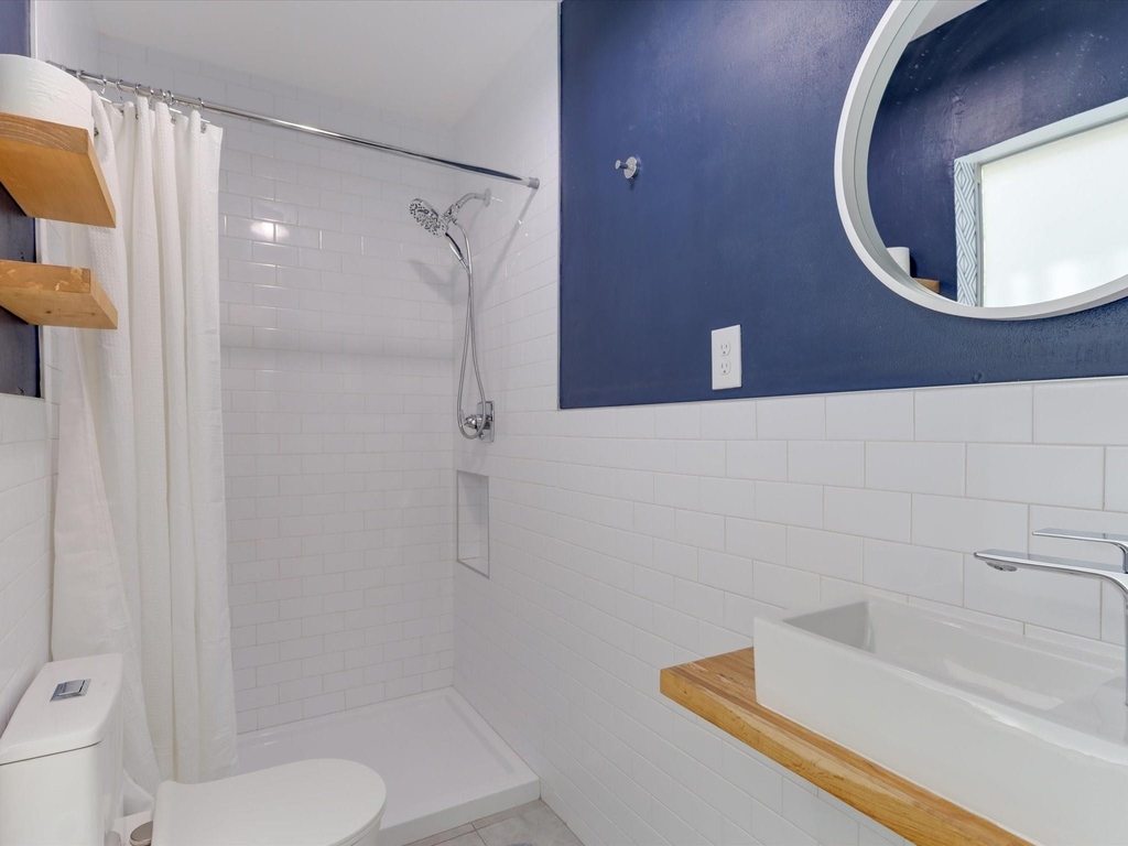 1706 Tuam Street - Photo 24