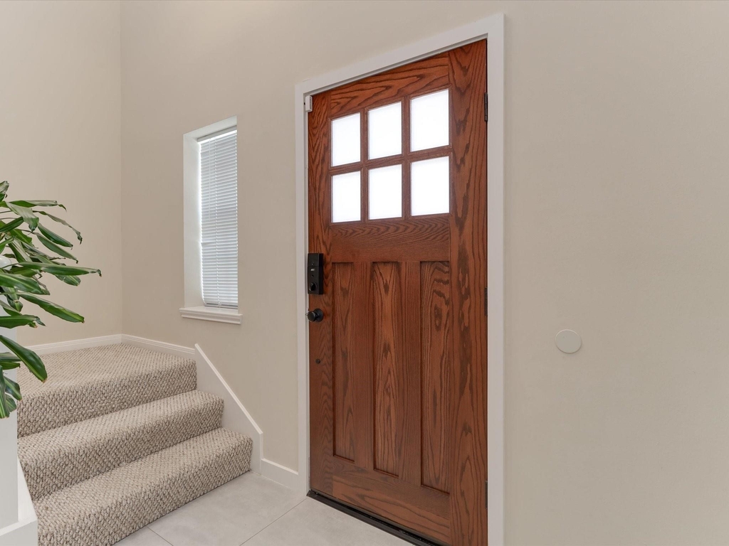 1706 Tuam Street - Photo 4