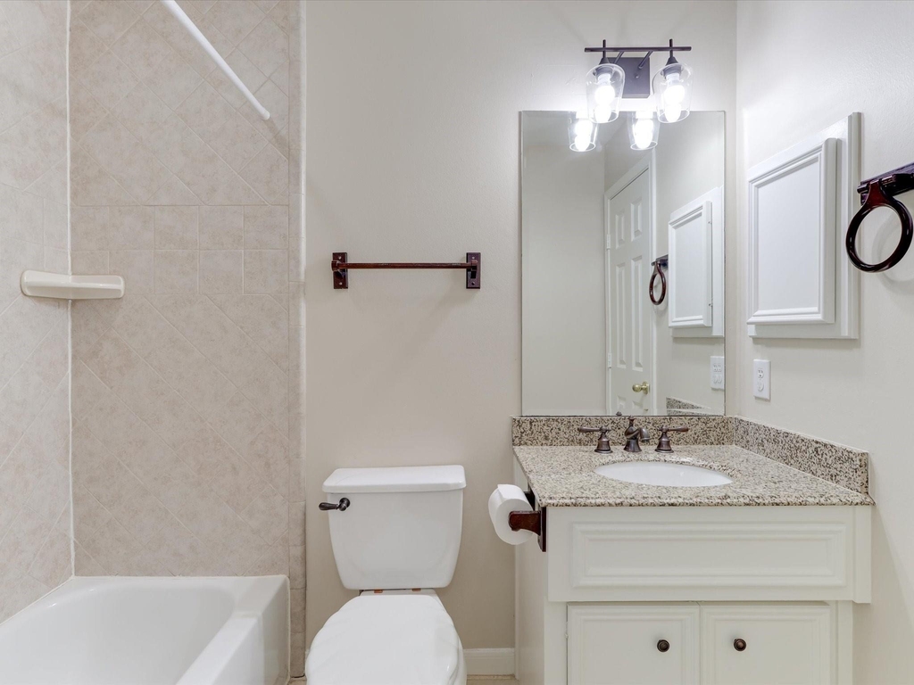 1706 Tuam Street - Photo 21