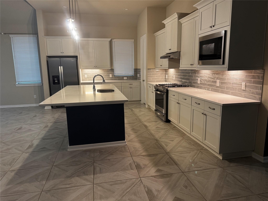 4594 Silver Moon Drive - Photo 3