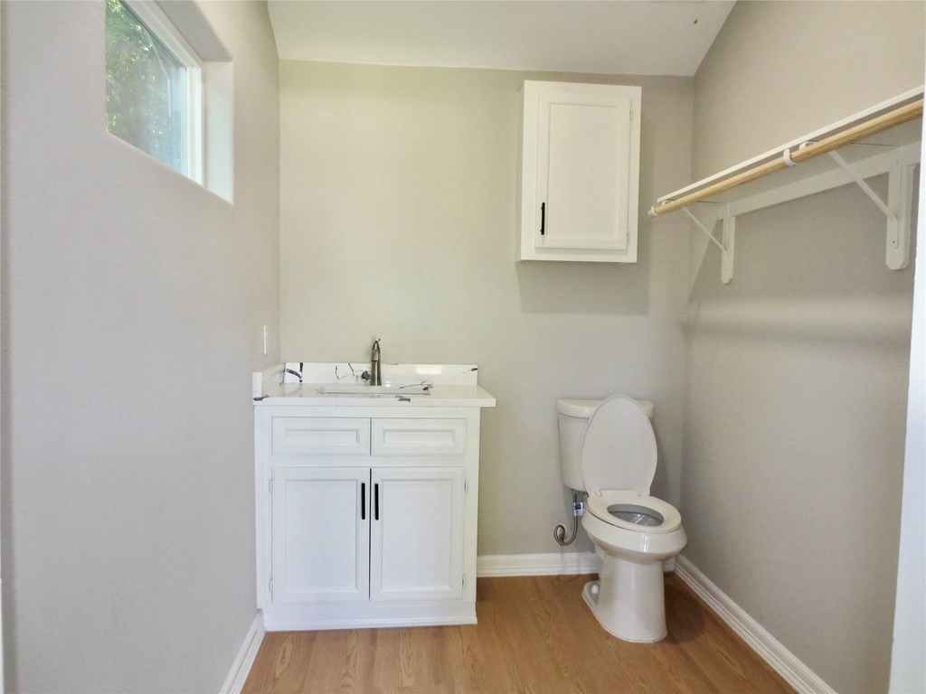 2722 Parker Road - Photo 10