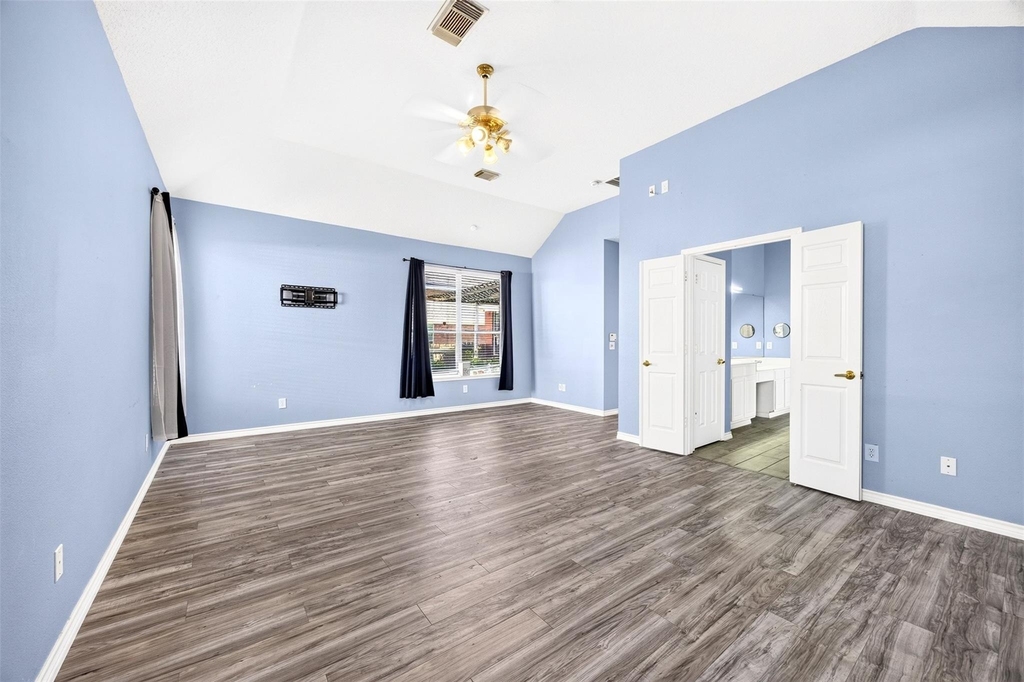 11214 Hillside Glen Trail - Photo 22