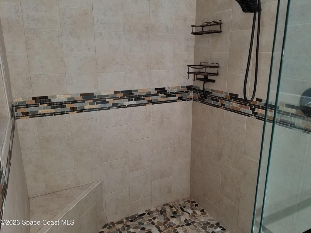 3685 Oakhill Drive - Photo 13