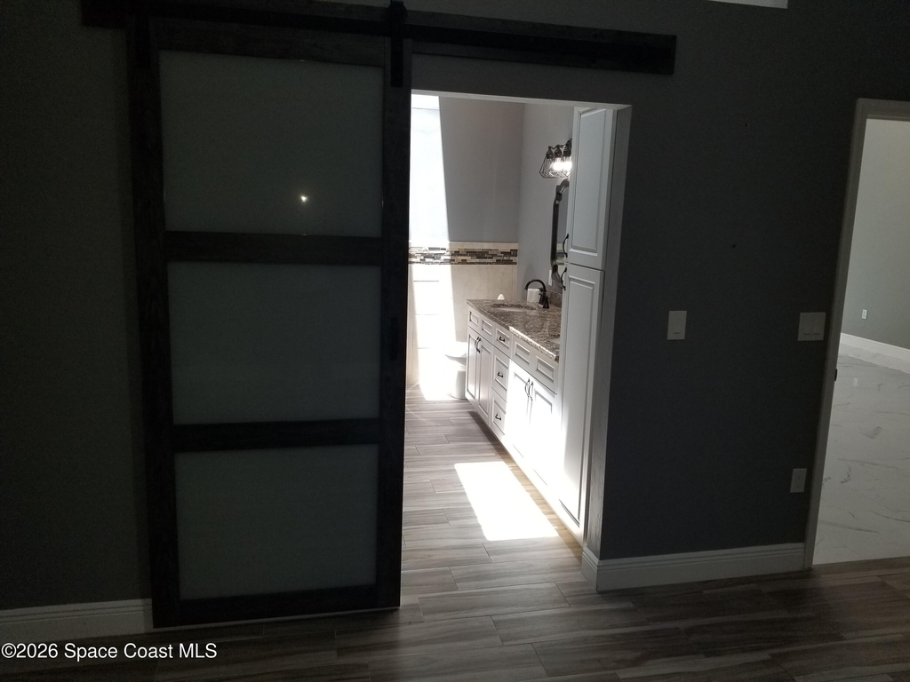 3685 Oakhill Drive - Photo 10