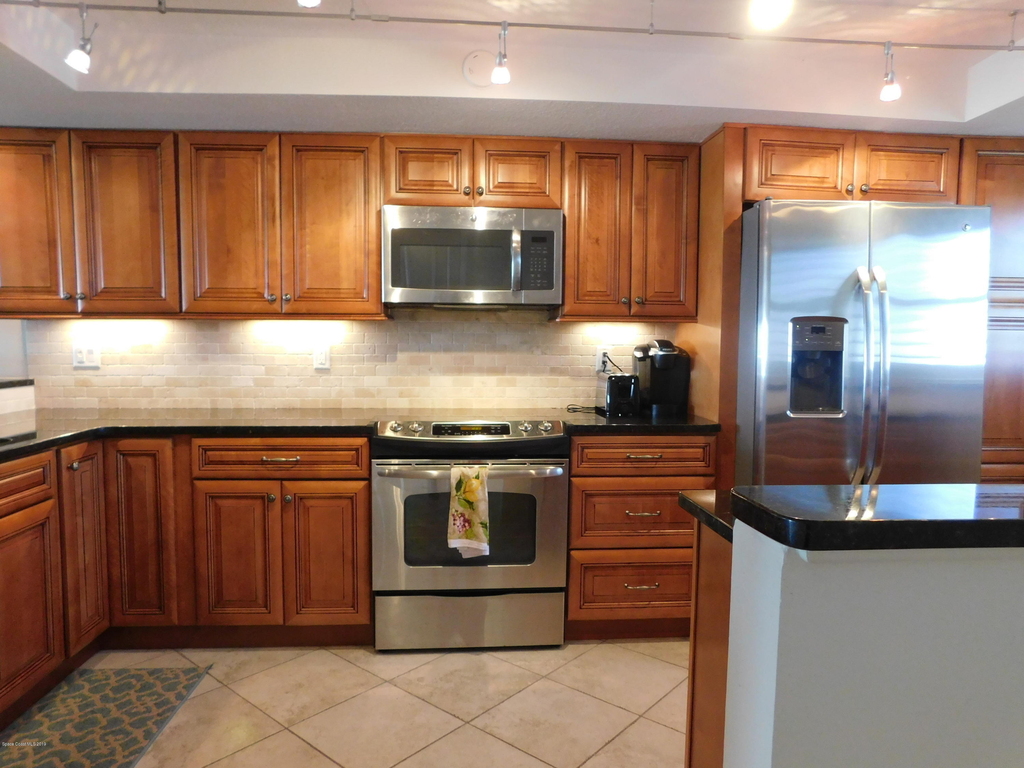 1555 N Highway A1a - Photo 5