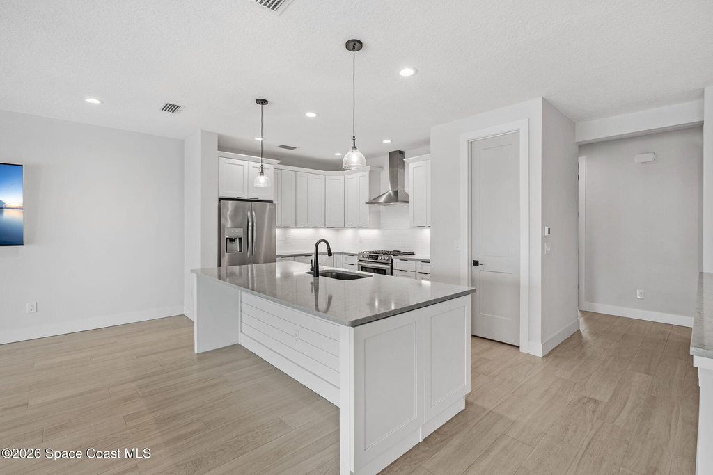 223 6th Avenue - Photo 16