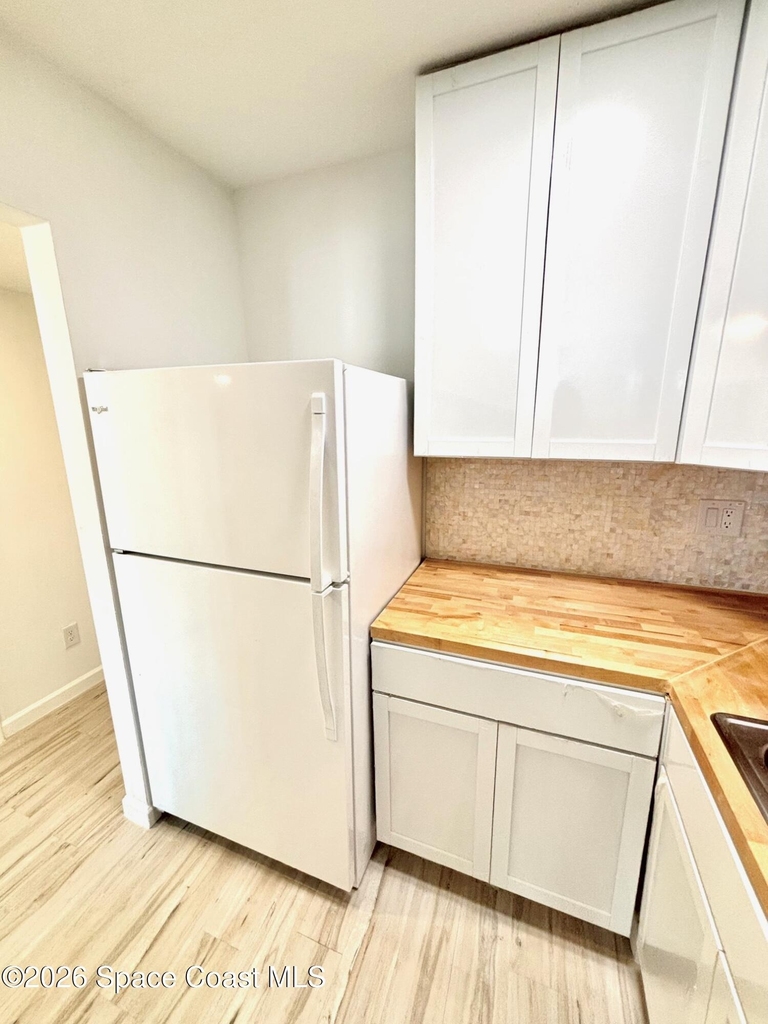 925 Palm Springs Boulevard - Photo 12