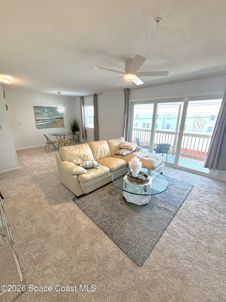 925 Palm Springs Boulevard - Photo 3