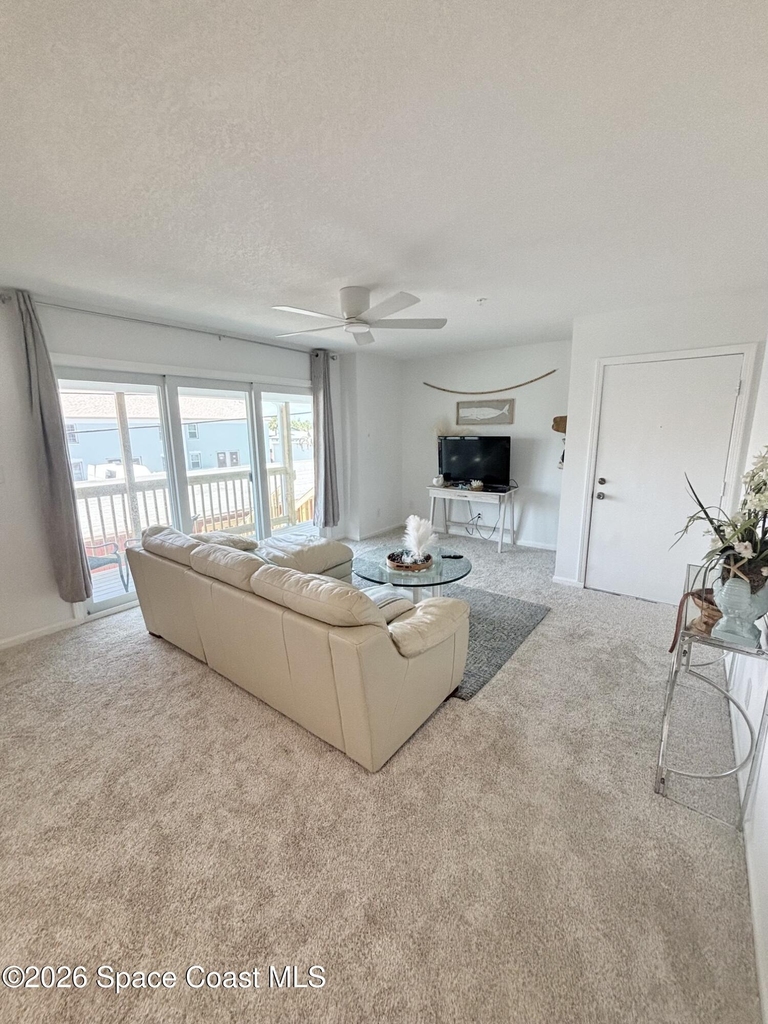 925 Palm Springs Boulevard - Photo 5