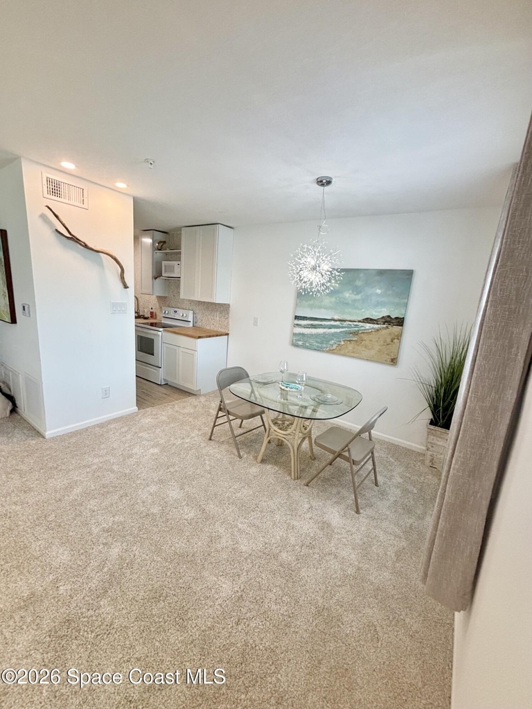 925 Palm Springs Boulevard - Photo 6
