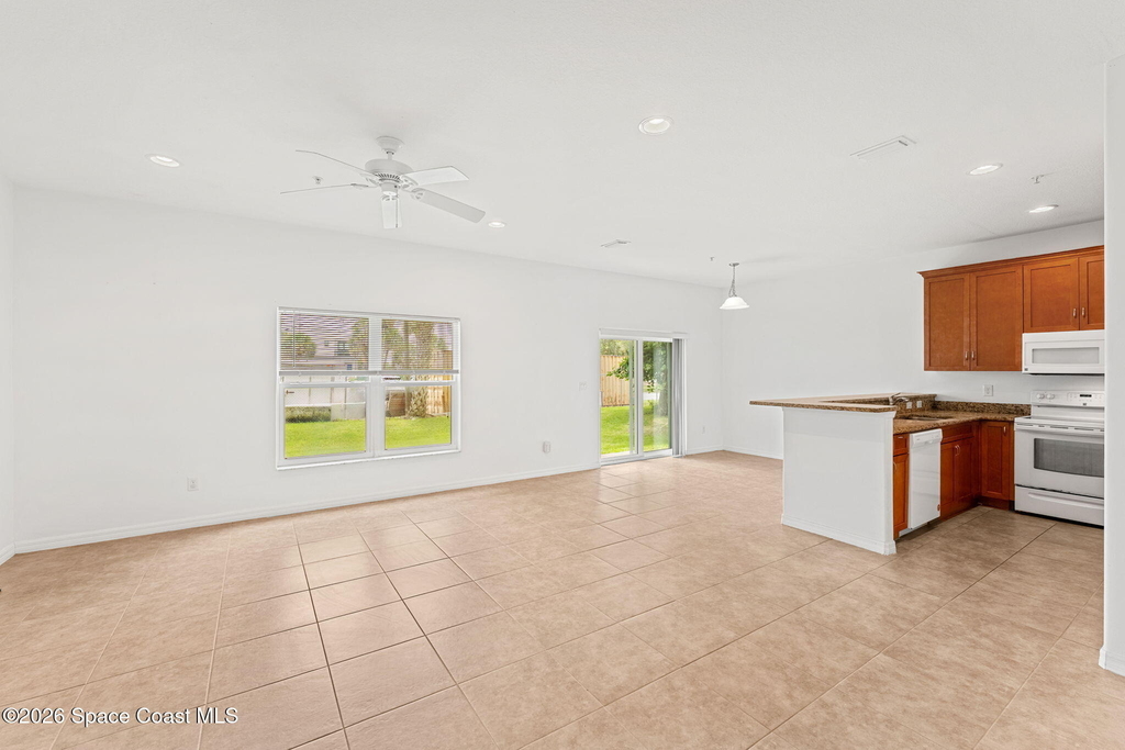 72 June Drive - Photo 5