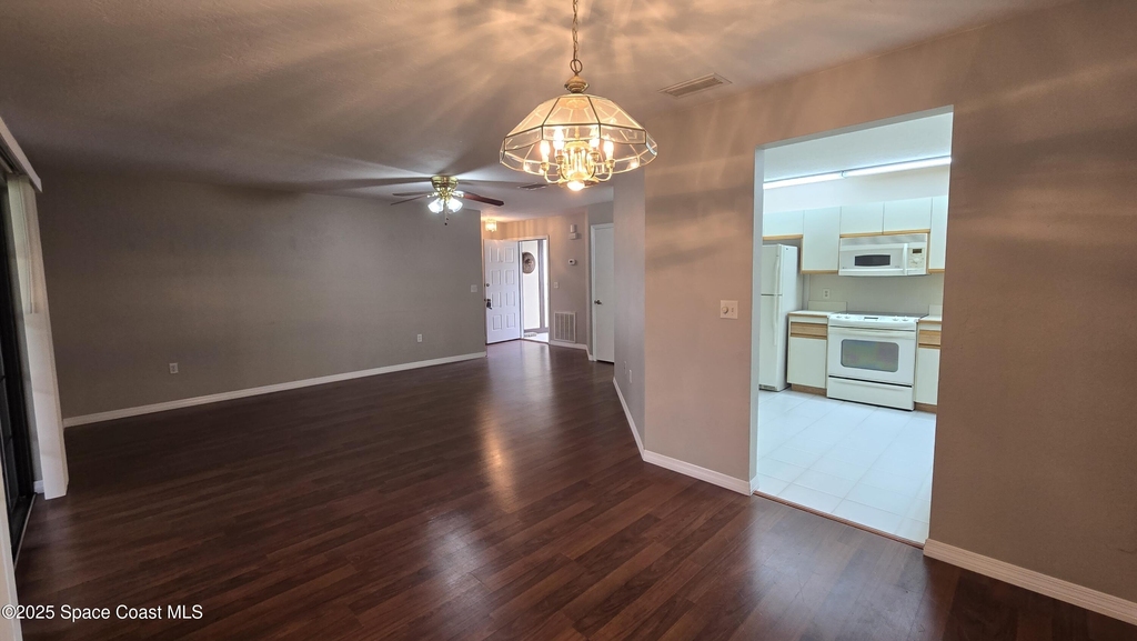 816 Greenwood Manor Circle - Photo 28