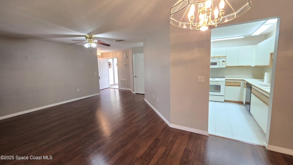 816 Greenwood Manor Circle - Photo 38