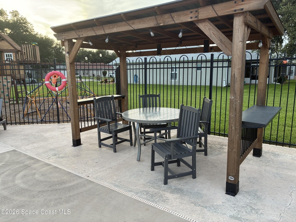 1776 Vista Lake Circle - Photo 18