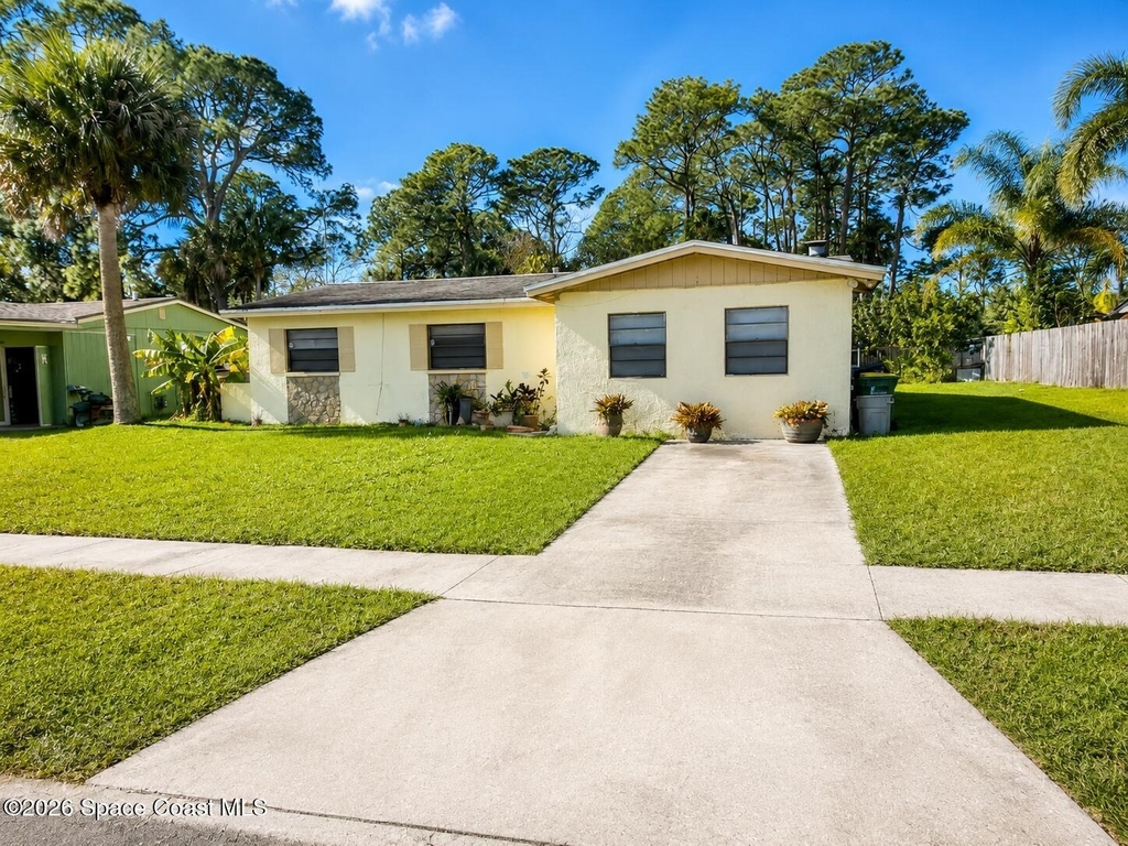 1070 Lee Avenue - Photo 10