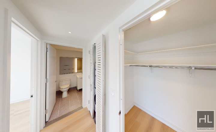 West 38th Street - Photo 3