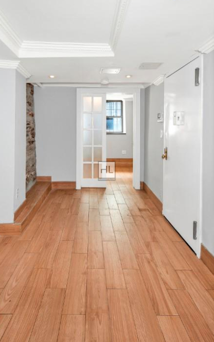 West 53 Street - Photo 6