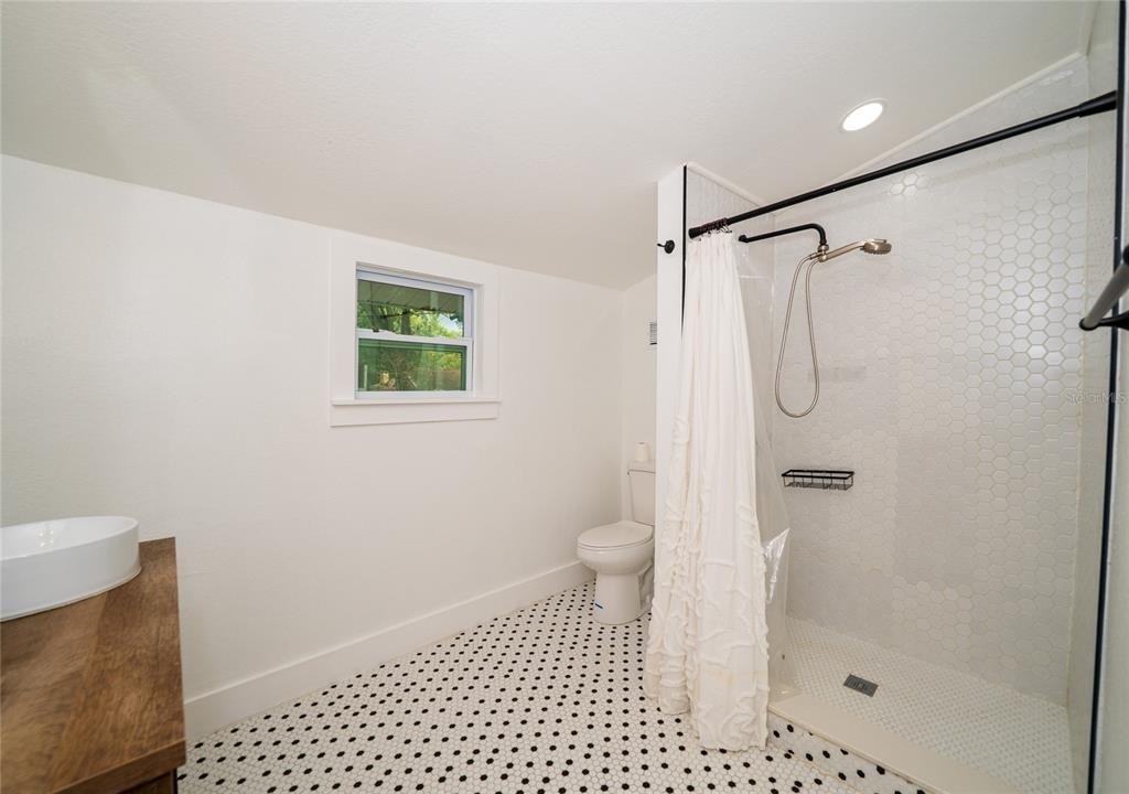 6704 N Taliaferro Avenue - Photo 16