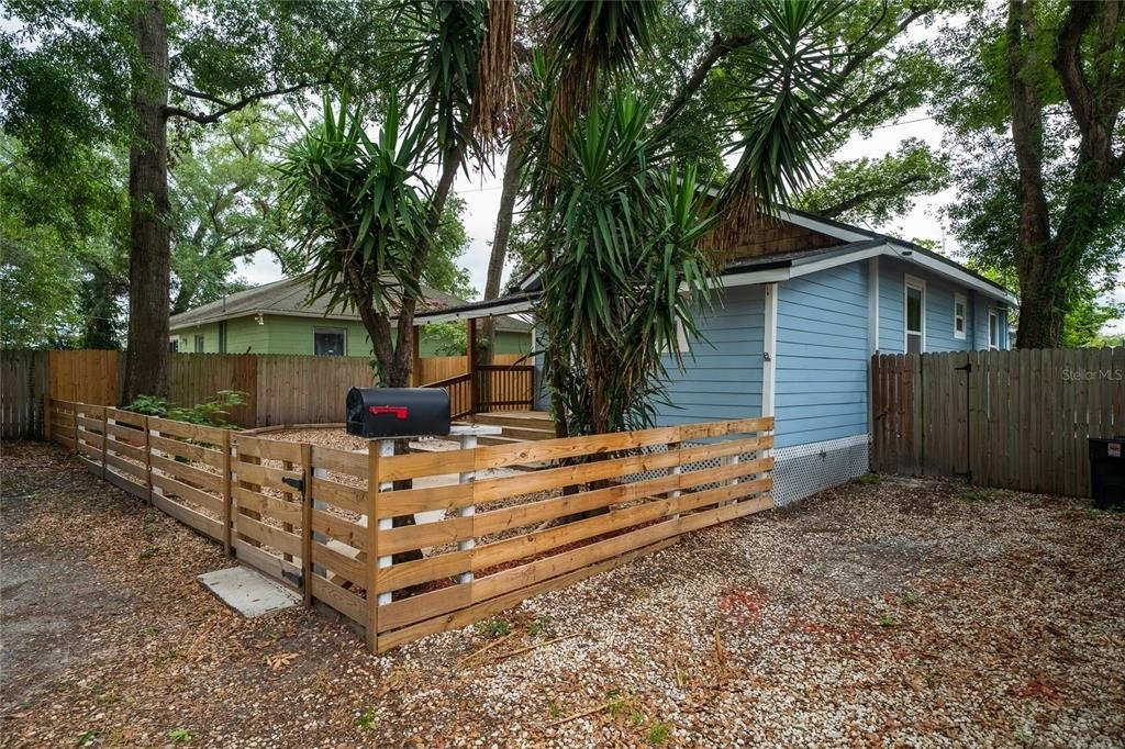 6704 N Taliaferro Avenue - Photo 1