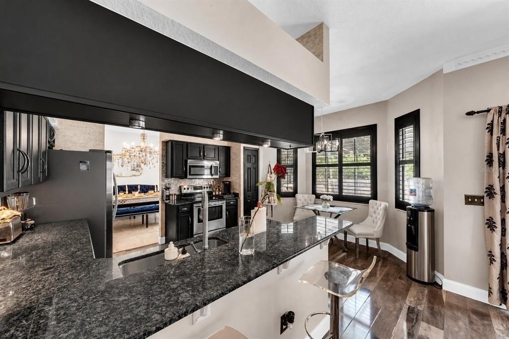13115 Royal George Avenue - Photo 17