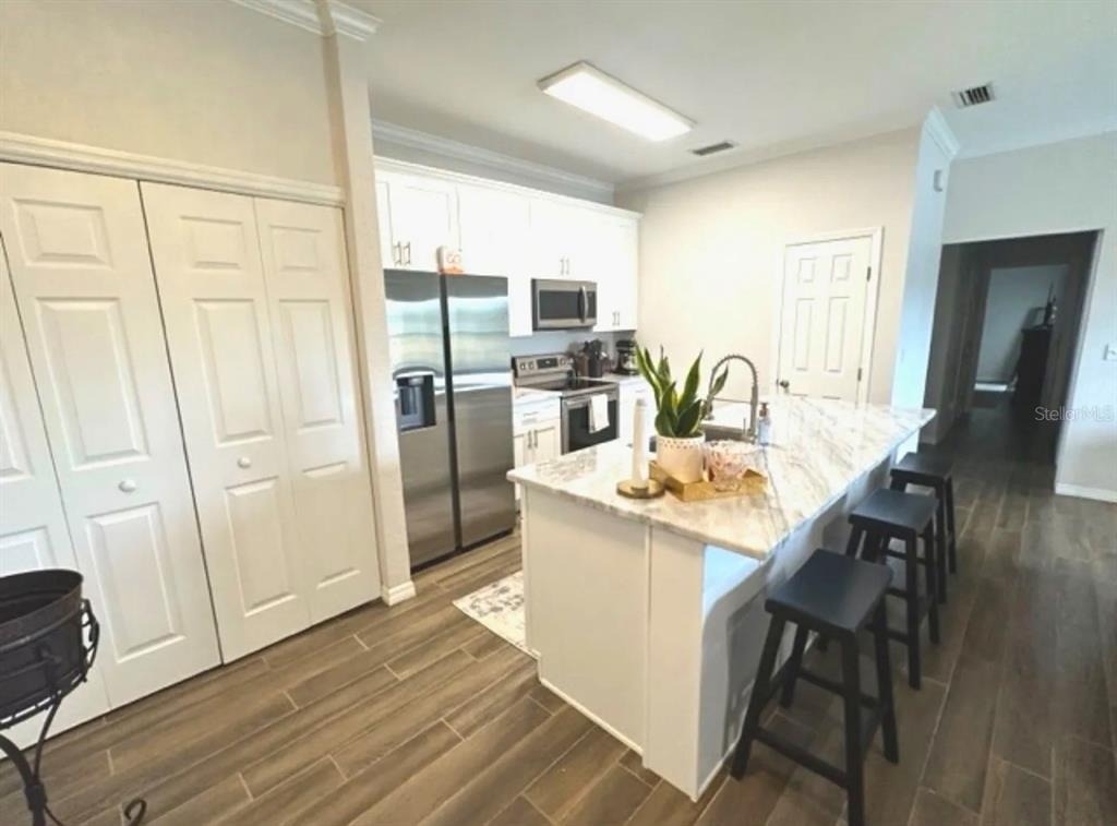 306 Eagle Pond Drive - Photo 4