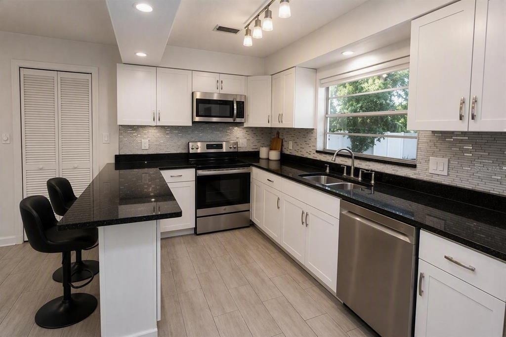 3916 W North A Street - Photo 4