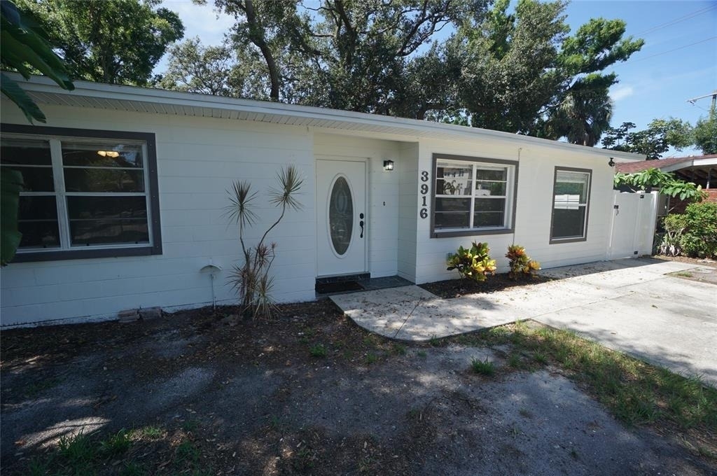 3916 W North A Street - Photo 1