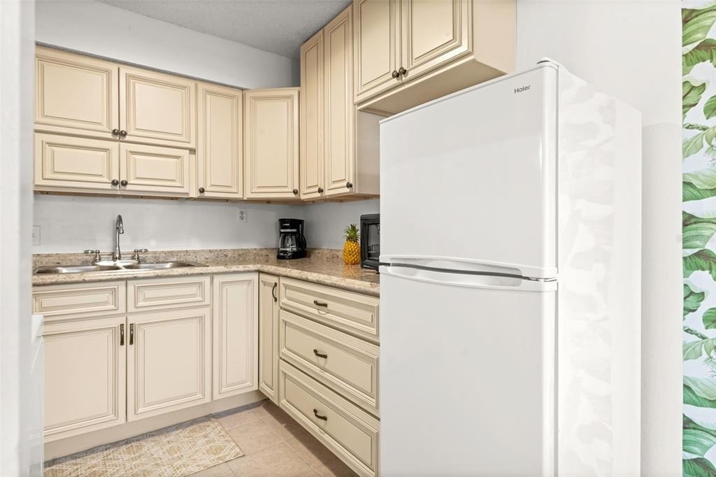 4215 E Bay Drive - Photo 10
